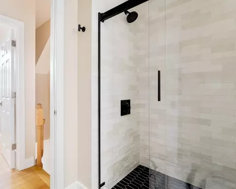 Bath - 227 E St, Boston, MA 02127 photo 4 of 5