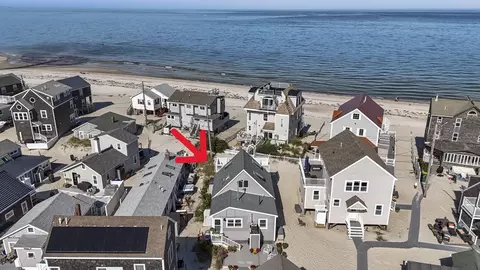 127 Taylor Ave # C, Plymouth, MA 02360