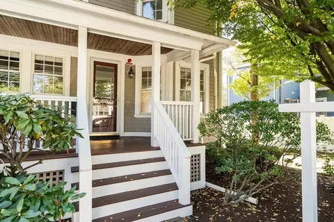 66 Webster St #66, Newton, MA 02465