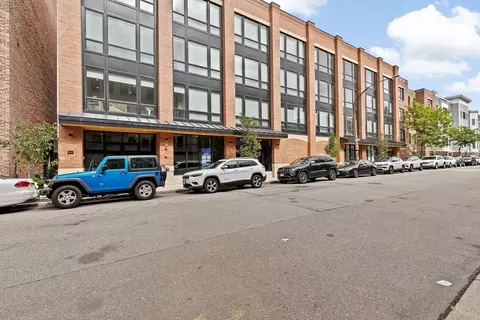 340 W 2nd St #PH23, Boston, MA 02127