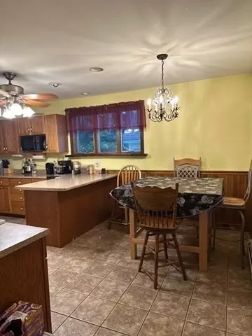 20 Benham Ave, Ware, MA 01082 photo 4