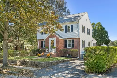 42 Baker Ave, Beverly, MA 01915