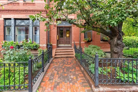 231 W Newton St #3, Boston, MA 02116