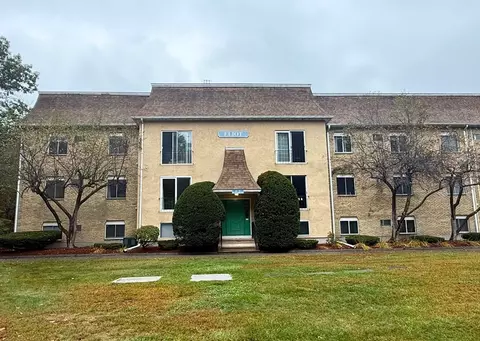 176 Swanson Rd #307, Boxborough, MA 01719