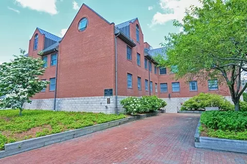 60 E Central St #204, Natick, MA 01760
