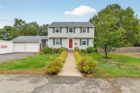 151 Russell St, Peabody, MA 01960