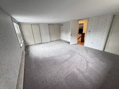 Bedroom - 5 Barnes Ave, Worcester, MA 01605 photo 8 of 9