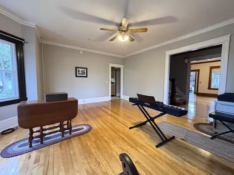 Living - 5 Barnes Ave, Worcester, MA 01605 photo 1 of 7