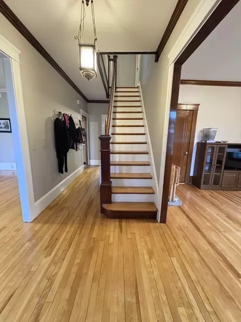 Entry Way - 5 Barnes Ave, Worcester, MA 01605 photo 2 of 3
