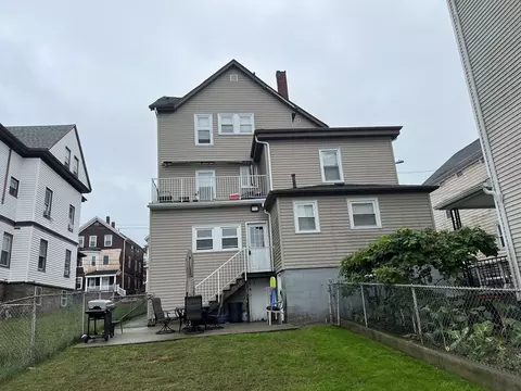 785 Broadway St, Fall River, MA 02724 photo 3