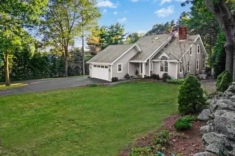 198 South St, Northborough, MA 01532