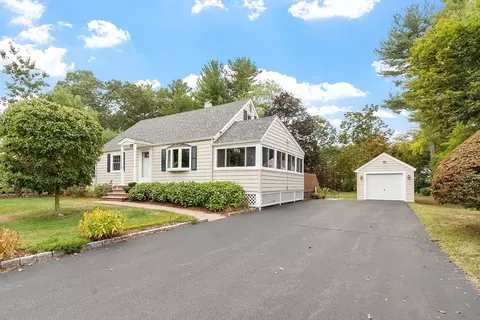 31 Marie St, Tewksbury, MA 01876