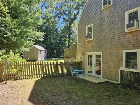 526 Skunknet, Centerville, MA 02632 photo 3