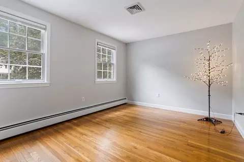 Bedroom - 32 Howard Rd, Maynard, MA 01754 photo 5 of 6