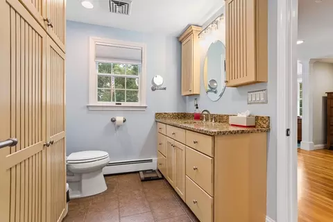 Bath - 32 Howard Rd, Maynard, MA 01754 photo 4 of 4