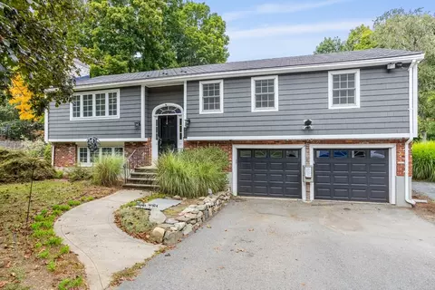 32 Howard Rd, Maynard, MA 01754
