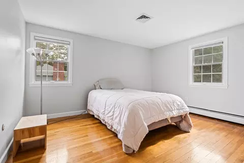 Bedroom - 32 Howard Rd, Maynard, MA 01754 photo 3 of 6