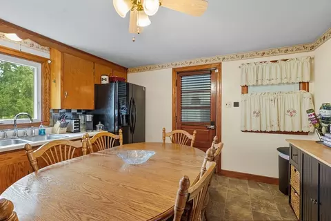 7 Ruggles Ct, Three Rivers, MA 01080 photo 9