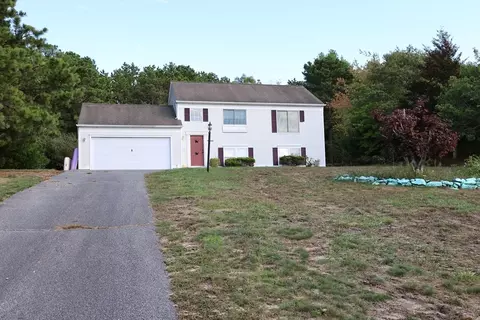 455 Lunns Way, Plymouth, MA 02360