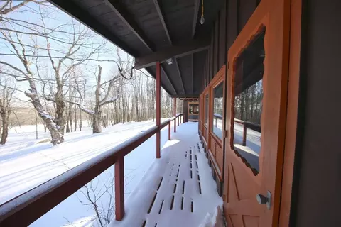 Exterior - 8 Thayer Rd, Monroe, MA 01350 photo 2 of 12