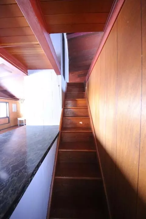 Entry Way - 8 Thayer Rd, Monroe, MA 01350 photo 1 of 1