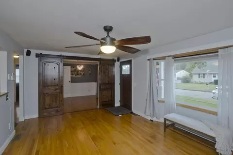 217 Hanson Dr, Springfield, MA 01128 photo 17