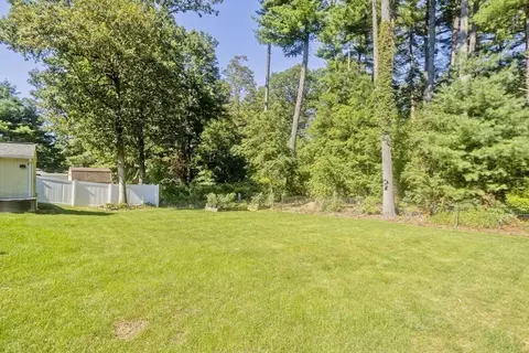 217 Hanson Dr, Springfield, MA 01128 photo 36
