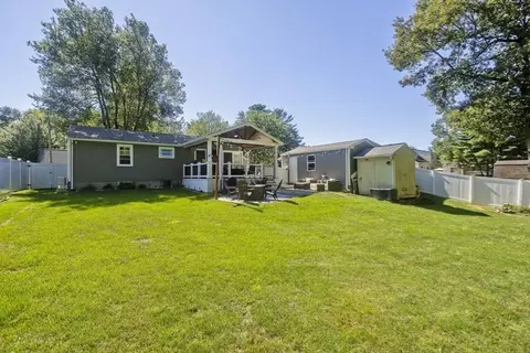 217 Hanson Dr, Springfield, MA 01128 photo 37