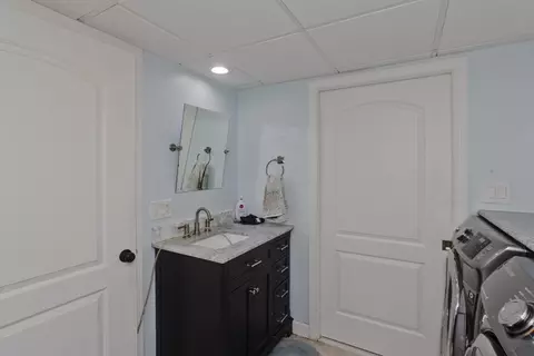 217 Hanson Dr, Springfield, MA 01128 photo 34