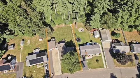 217 Hanson Dr, Springfield, MA 01128 photo 8