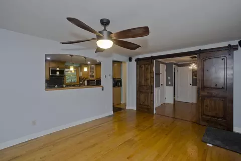 217 Hanson Dr, Springfield, MA 01128 photo 14