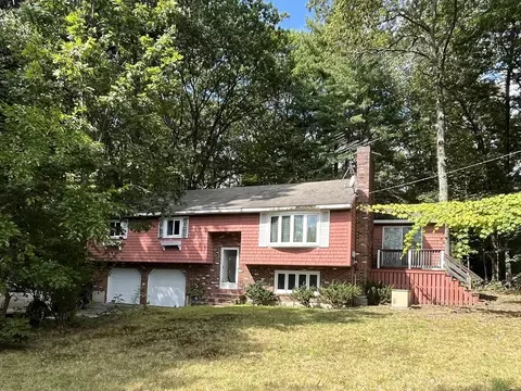 55 Glendale, Tyngsborough, MA 01879