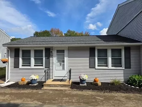 270 Sunderland Rd #67, Worcester, MA 01604