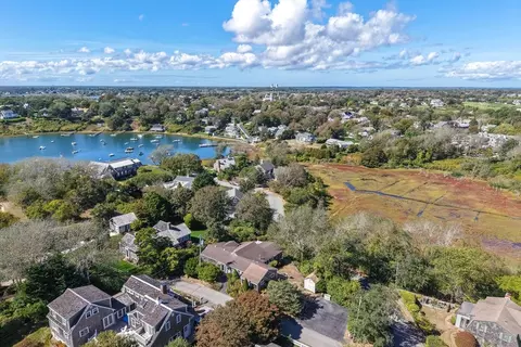 32 Sunset Ln, Chatham, MA 02633