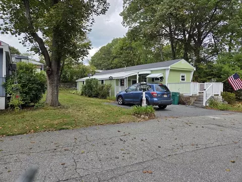 1237 Central St # 2, Leominster, MA 01453