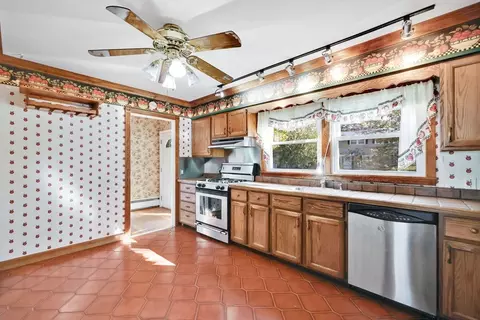 101 Doverbrook Rd #101, Chicopee, MA 01022 photo 8