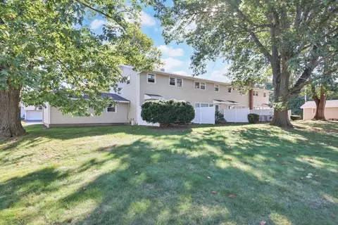 101 Doverbrook Rd #101, Chicopee, MA 01022 photo 32