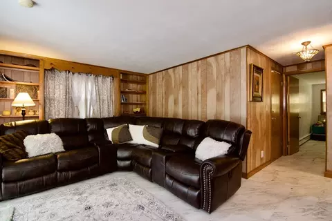 442 Prospect St, Chicopee, MA 01020 photo 33