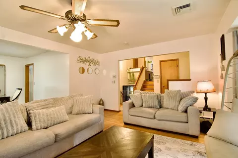 442 Prospect St, Chicopee, MA 01020 photo 4