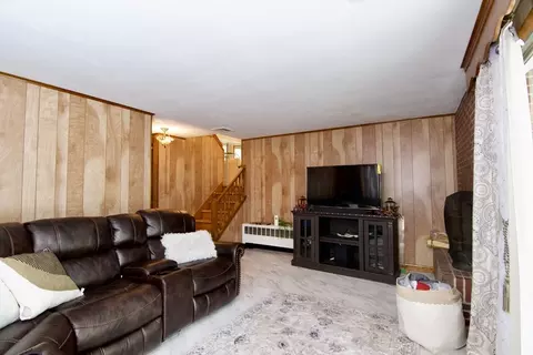 442 Prospect St, Chicopee, MA 01020 photo 34