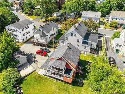 18-24 East St, Whitinsville, MA 01588