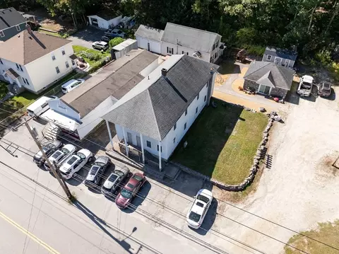 31-37 Leicester St, Oxford, MA 01537