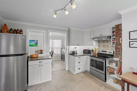 34 Briggs St, Easthampton, MA 01027 photo 11
