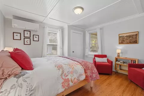 34 Briggs St, Easthampton, MA 01027 photo 14