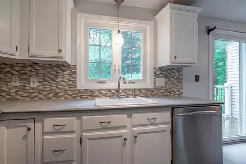12 Perley #5, Derry, NH 03038 photo 5