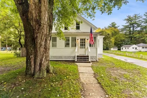 20 Grove St, Berkley, MA 02779