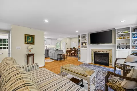 45 Southeast St, Eastham, MA 02642 photo 6