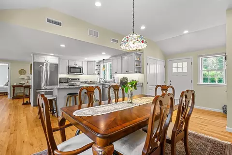 45 Southeast St, Eastham, MA 02642 photo 7