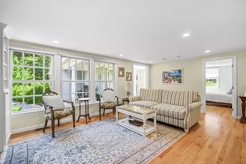 45 Southeast St, Eastham, MA 02642 photo 5