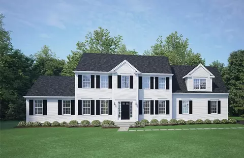 30 Spruce St, Raynham, MA 02767